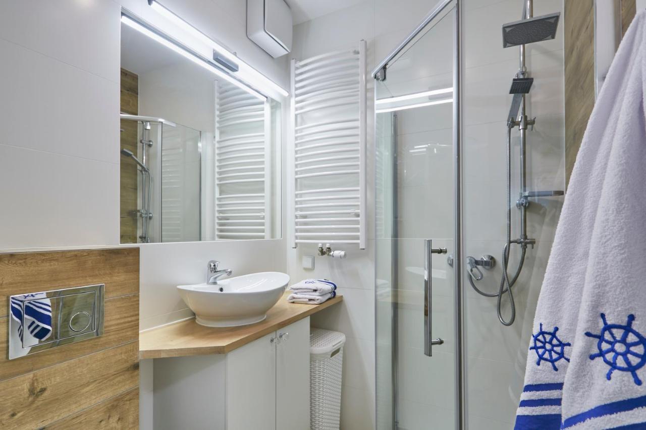 Ferienwohnung Kawalerka Z Miejscem Parkingowym W Hali Garazowej Zoppot Exterior foto